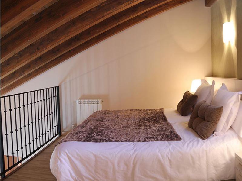 Aparthotel Fuente De La Estacion à Ezcaray Extérieur photo